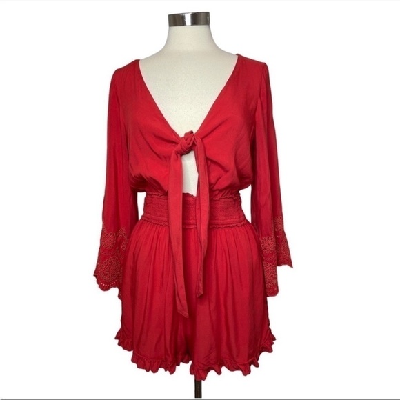AMERICAN EAGLE Red Bell Sleeve Tie Front Romper size M - Picture 2 of 10